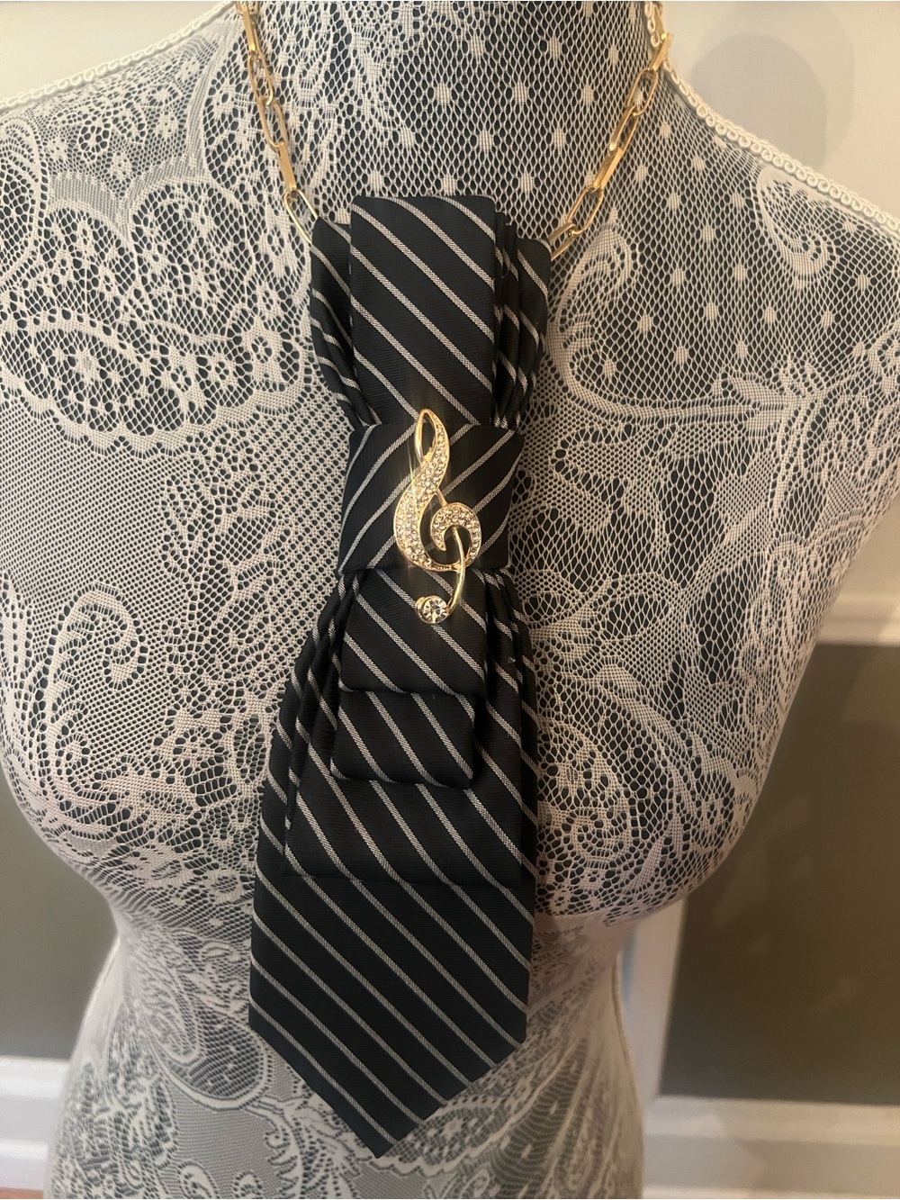 Striped Black and White Necktie Necklace - Music 🎶 note brooch